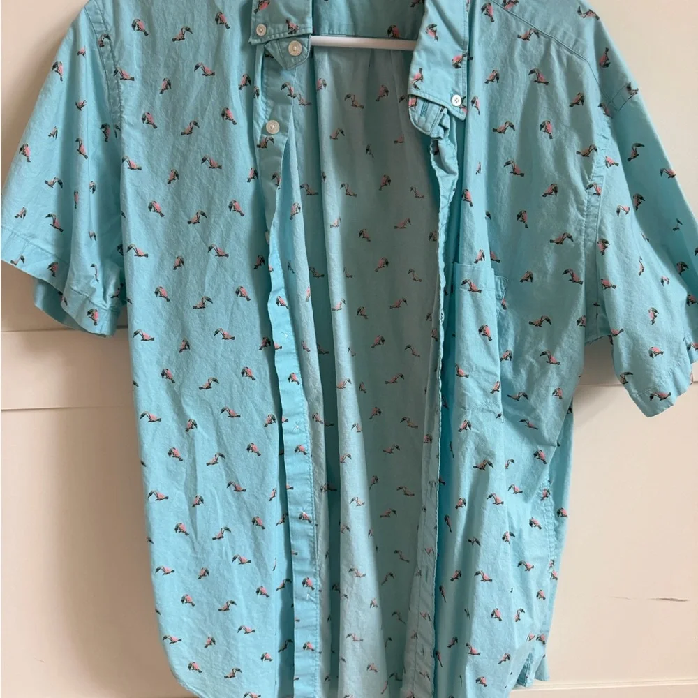 Men's jcrew Light Blue Short-Sleeve Button-Up Shirt with toucans
